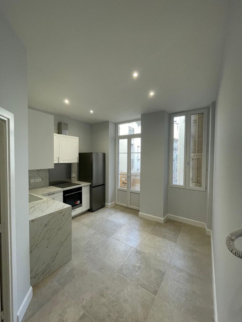 R&eacute;novation de cuisine d'un appartement &agrave; Nice